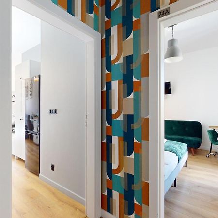 Family House Near The Market Square -Perfect For Family & Business Stays - Ksiecia Witolda Street 500 Steps To Market Square - 2 Bedrooms,2 Parking Places Breslau Exterior foto