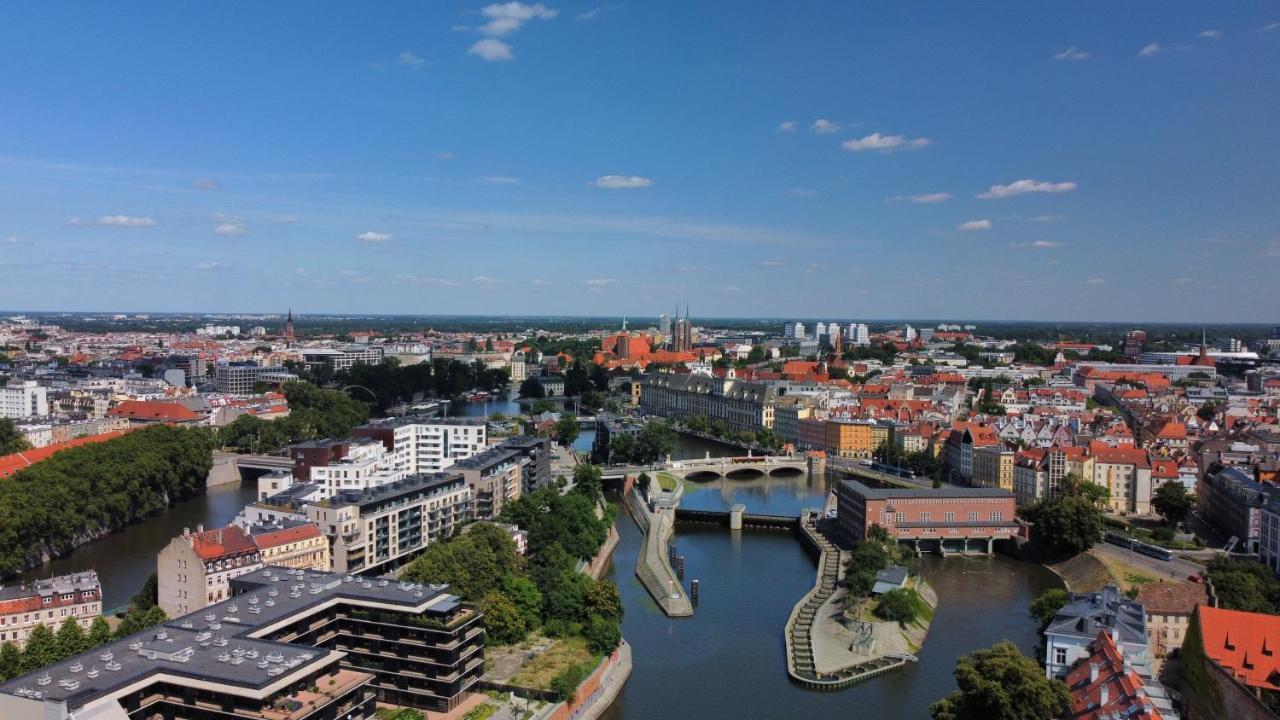Family House Near The Market Square -Perfect For Family & Business Stays - Ksiecia Witolda Street 500 Steps To Market Square - 2 Bedrooms,2 Parking Places Breslau Exterior foto