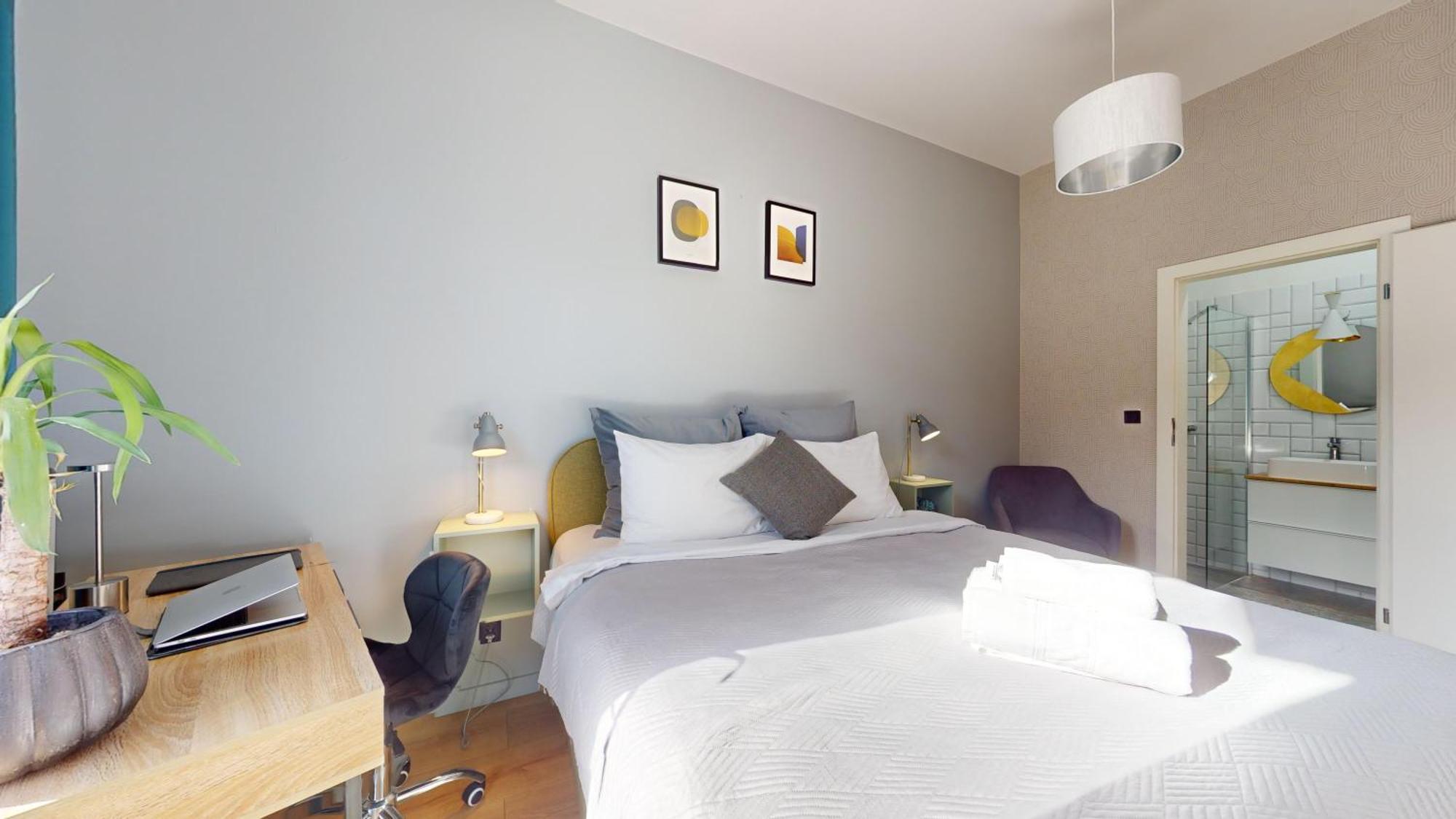 Family House Near The Market Square -Perfect For Family & Business Stays - Ksiecia Witolda Street 500 Steps To Market Square - 2 Bedrooms,2 Parking Places Breslau Exterior foto